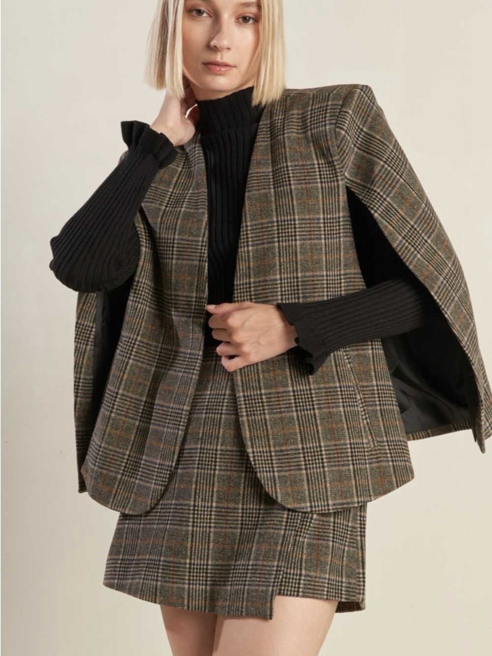NWT Plaid Woven Capelet Jacket - Brown pattern